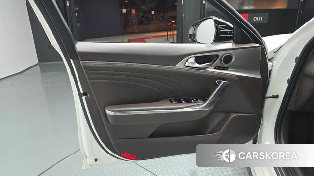 Kia Stinger Meister id 4942472 из Кореи 17