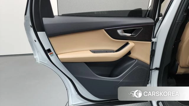 Audi Q7 (4M) id 4579161 из Кореи 17