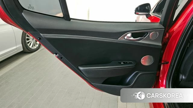 Kia Stinger id 4197082 из Кореи 17