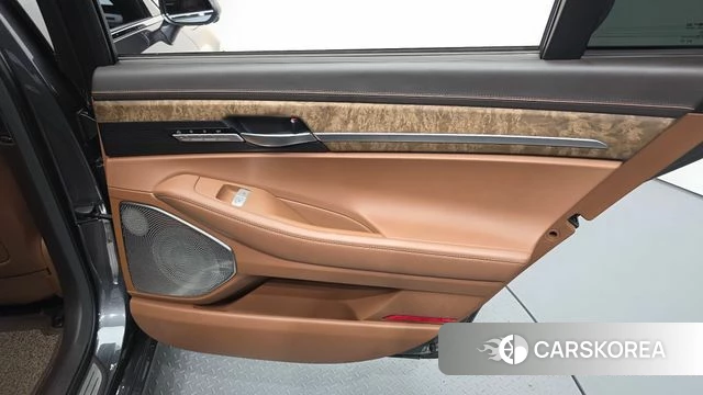 Genesis G90 id 4508302 из Кореи 17