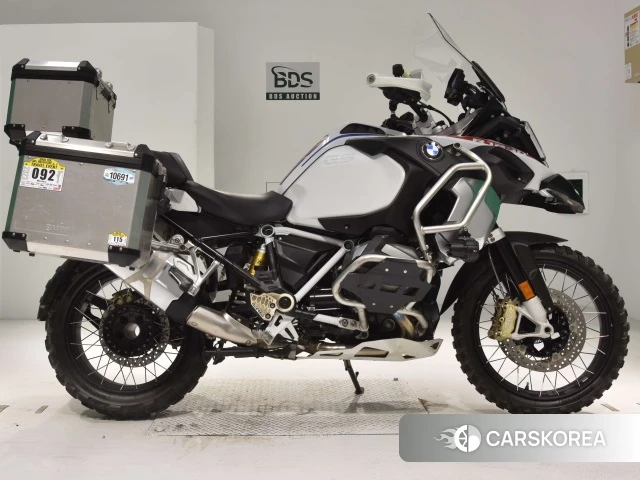 Проданный BMW R1250GS ADVENTURE 2022 из Японии