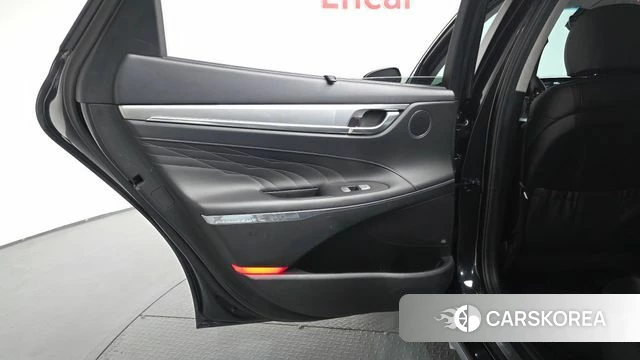 Hyundai The New Grandeur IG Hybrid id 4396912 из Кореи 17