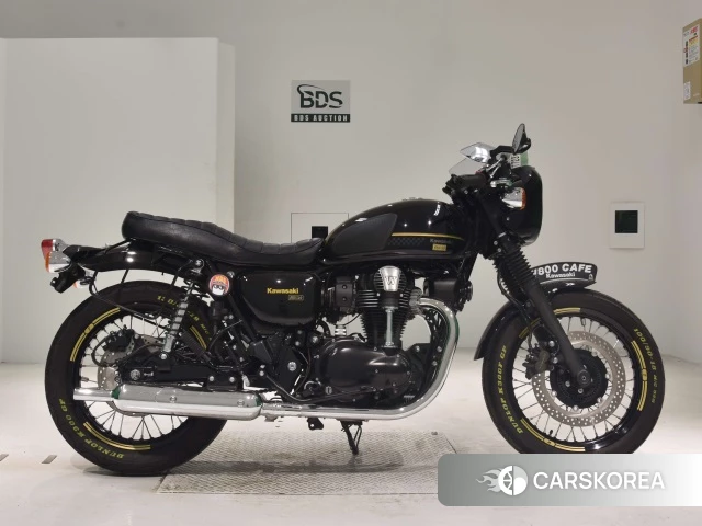 Проданный Kawasaki W800 CAFE 2023 из Японии