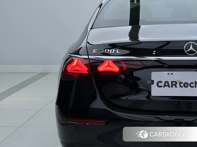 Mercedes-Benz E-class id 4208088 из Китая 17