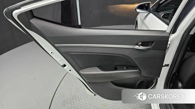 Hyundai Avante AD id 4587426 из Кореи 17