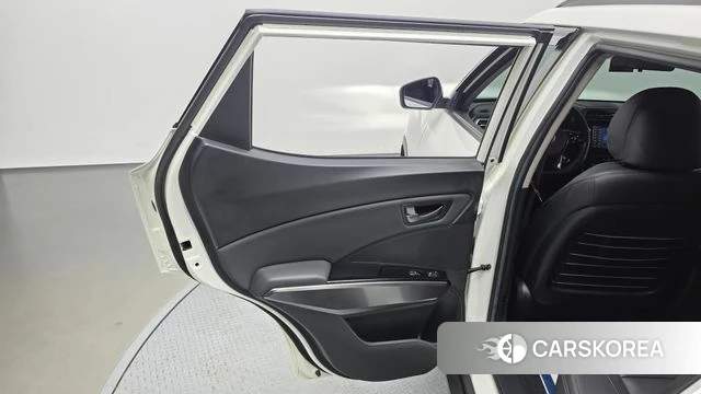 Ssangyong The New Tivoli id 4442339 из Кореи 17