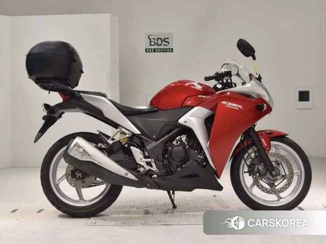 Проданный Honda CBR250R 2011 из Японии