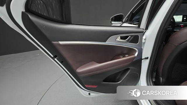 Genesis The New G70 id 4422598 из Кореи 17