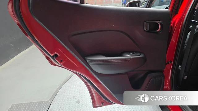 Hyundai Venue id 4377583 из Кореи 17