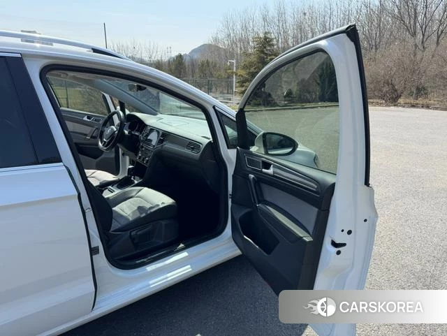 Volkswagen Golf*Jiayu id 4213617 из Китая 17