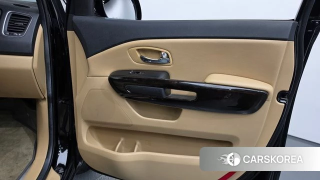 Kia The New Carnival id 4535981 из Кореи 17