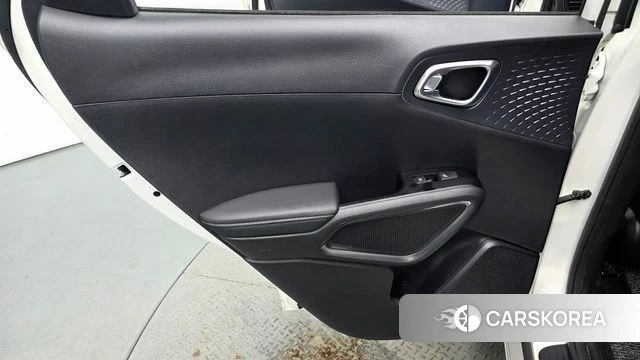 Kia Soul Booster EV id 4642378 из Кореи 17