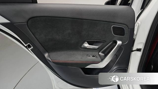 Mercedes-Benz A-Class W177 id 4523218 из Кореи 17