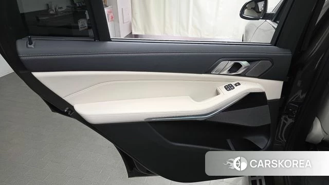 BMW X7 (G07) id 4407811 из Кореи 17