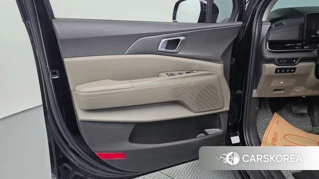 Kia The New Carnival 4th Generation id 4474519 из Кореи 17
