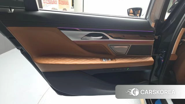 BMW 7 Series (G11) id 4203054 из Кореи 17