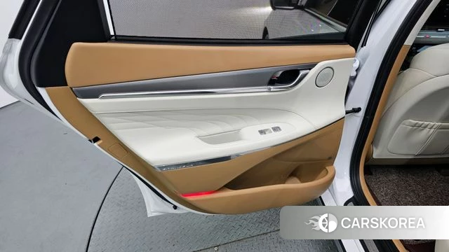Hyundai The New Grandeur IG Hybrid id 4429419 из Кореи 17