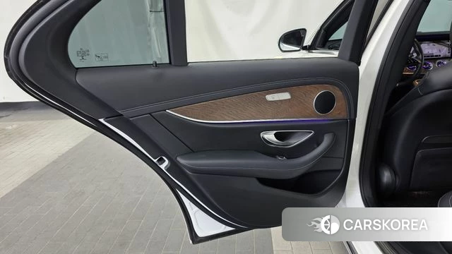 Mercedes-Benz E-Class W213 id 4727208 из Кореи 17