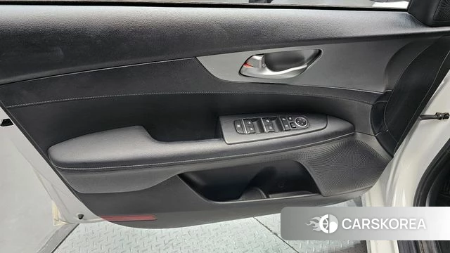 Kia Come New K3 id 4188663 из Кореи 17