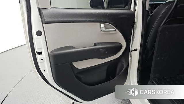 Kia The New Kia Ray EV id 4427220 из Кореи 17