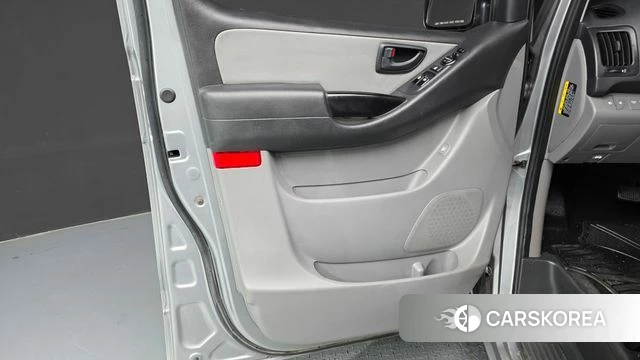 Hyundai The New Grand Starex id 4520279 из Кореи 17