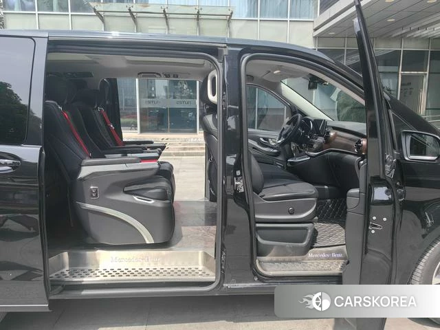 Mercedes-Benz V-class id 4264781 из Китая 17