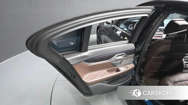 BMW 7 Series (G11) id 4717258 из Кореи 17