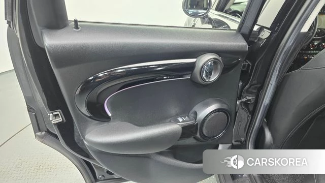 Mini Cooper id 4744721 из Кореи 17