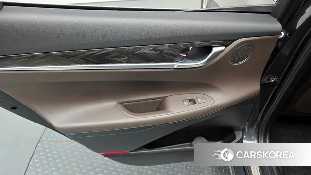 Hyundai Grandeur IG id 4188644 из Кореи 17