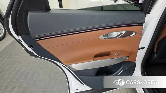 Genesis GV70 id 4847389 из Кореи 17