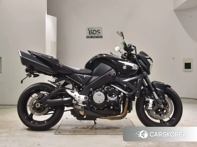 Проданный Suzuki GSX 1300 BK (B-KING) 2010 из Японии