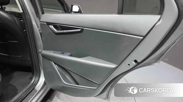 Kia Di Ol Nu Niro id 4524399 из Кореи 17