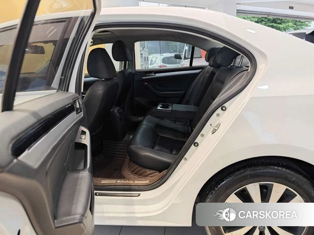 Volkswagen Sagitar id 4227318 из Китая 17