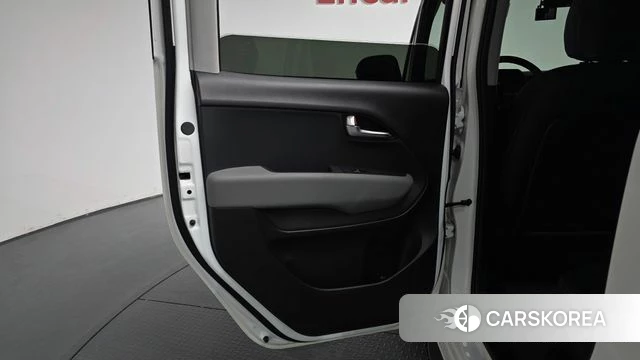 Kia The New Kia Ray id 4408317 из Кореи 17