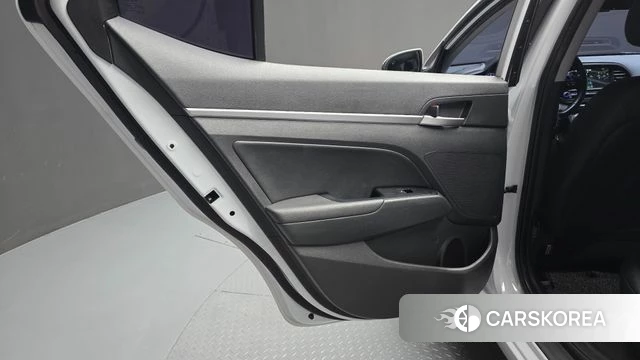 Hyundai The New Avante AD id 4508271 из Кореи 17
