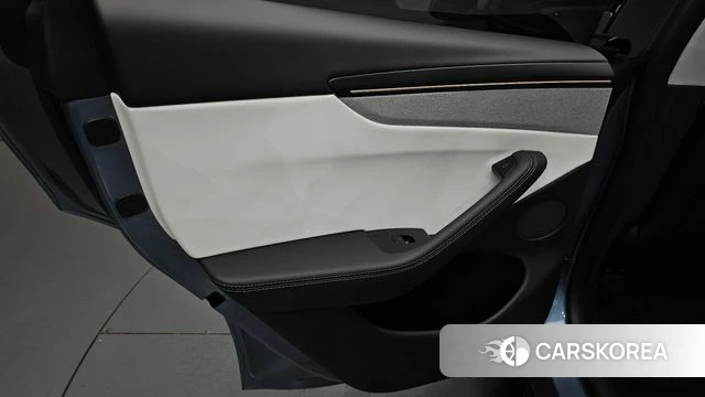 Tesla Model Y id 4710397 из Кореи 17