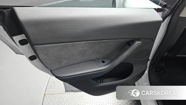Tesla Model Y id 4783536 из Кореи 17