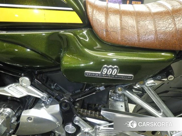 Kawasaki Z900RS id 3949188 из Японии 17