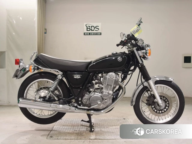 Проданный Yamaha SR 400 2014 из Японии