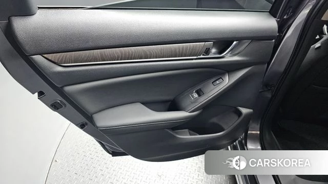 Honda Accord 10th Generation id 4525129 из Кореи 17