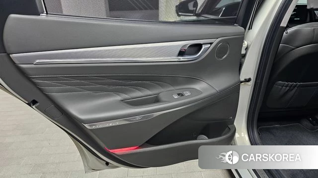 Hyundai The New Grandeur IG Hybrid id 4586763 из Кореи 17