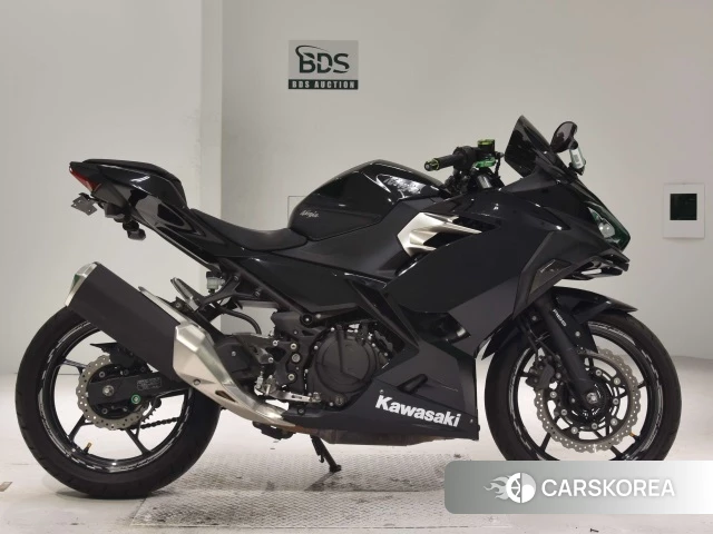Проданный Kawasaki NINJA 400 2018 из Японии