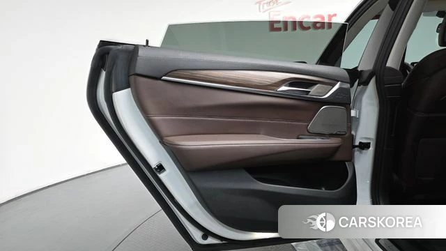 BMW 6 Series GT (G32) id 4603879 из Кореи 17