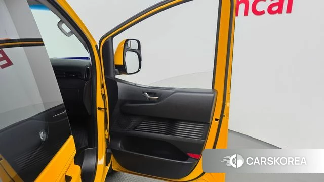 Hyundai Staria id 4650416 из Кореи 17