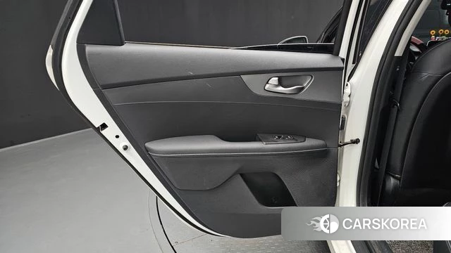 Kia Come New K3 id 4231802 из Кореи 17