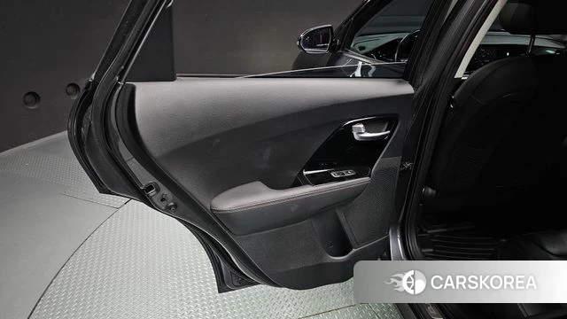 Kia The New Niro id 4542430 из Кореи 17