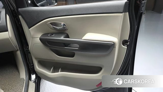 Kia The New Carnival id 4362878 из Кореи 17
