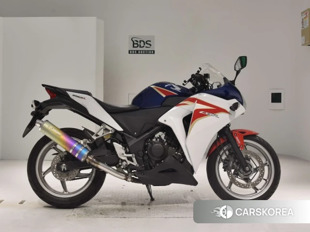 Проданный Honda CBR250R ABS 2011 из Японии