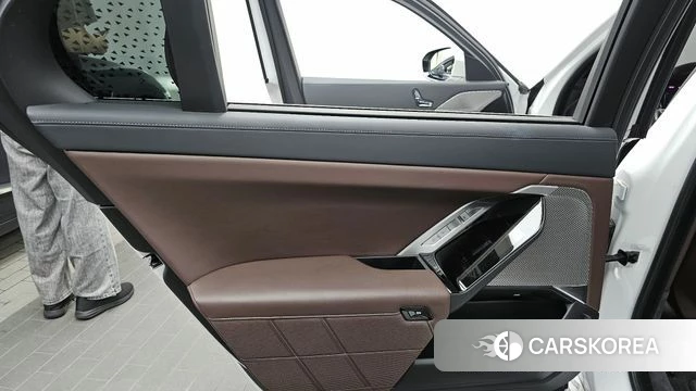 BMW 7 Series (G70) id 4315653 из Кореи 17