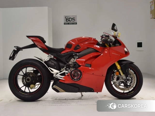 Проданный Ducati PANIGALE V4 S 2018 из Японии